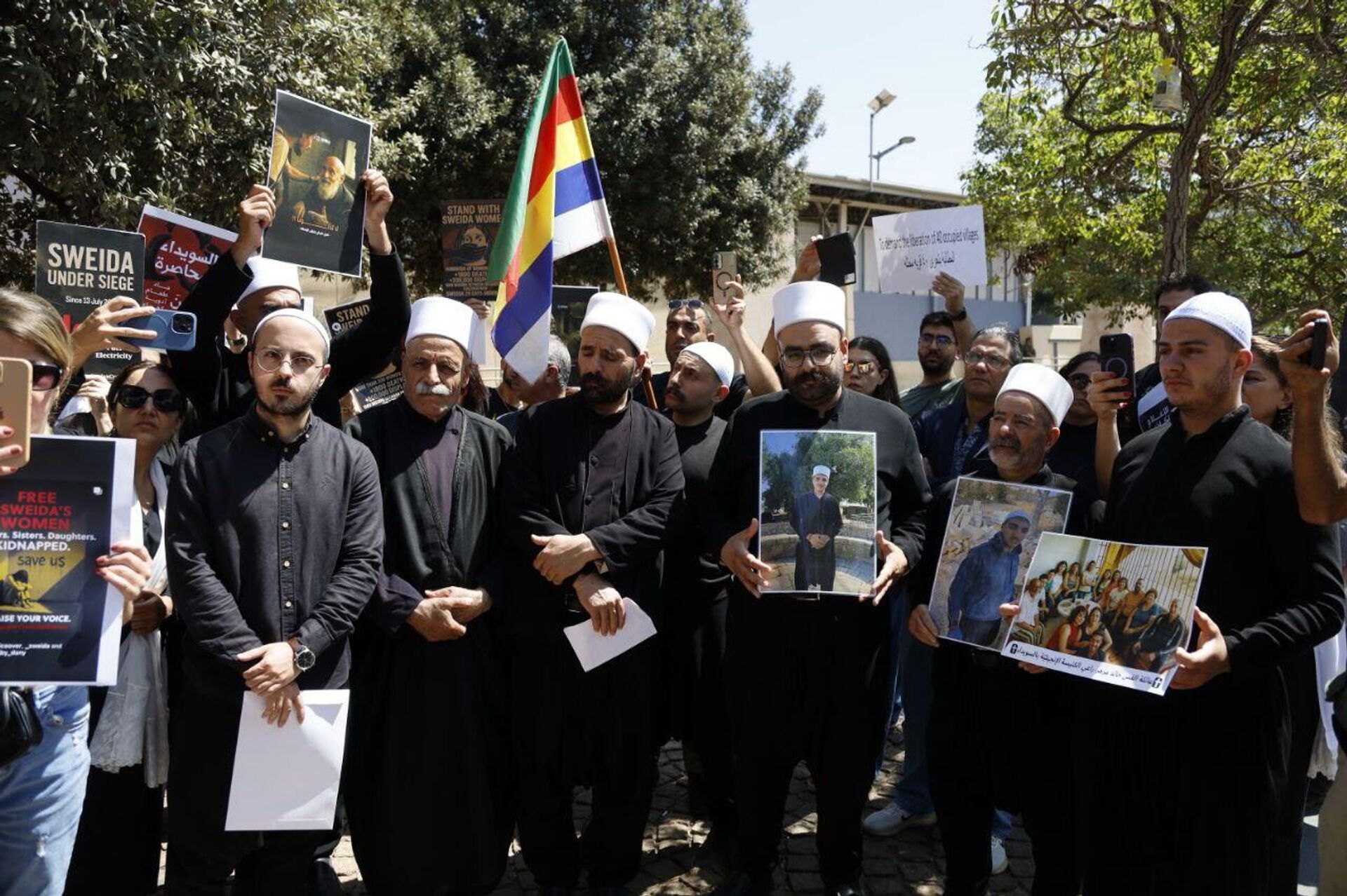 وقفة أمام الإسكوا للمطالبة بفك حصار السويداء وفتح ممرات إنسانية، بيروت، لبنان، 26 أغسطس/ آب 2025 - سبوتنيك عربي, 1920, 26.08.2025