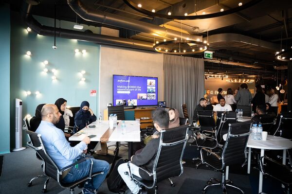 وفد شبابي خليجي يزور روسيا لتبادل الخبرات والتعاون المتبادل - سبوتنيك عربي