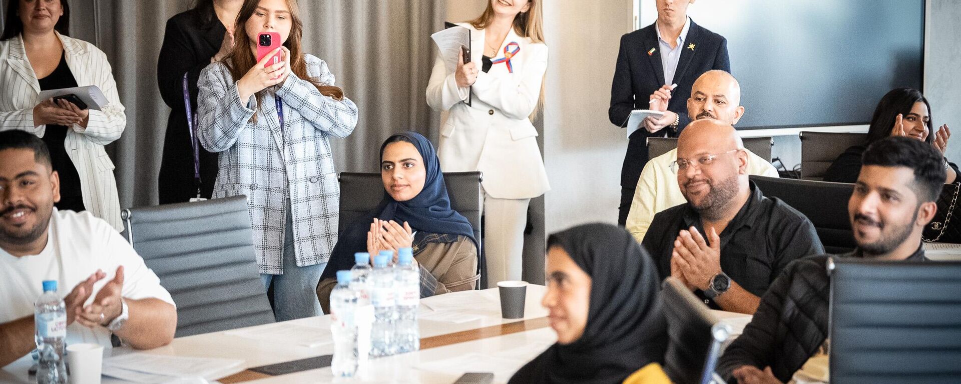 وفد شبابي خليجي يزور روسيا لتبادل الخبرات والتعاون المتبادل - سبوتنيك عربي, 1920, 26.08.2025