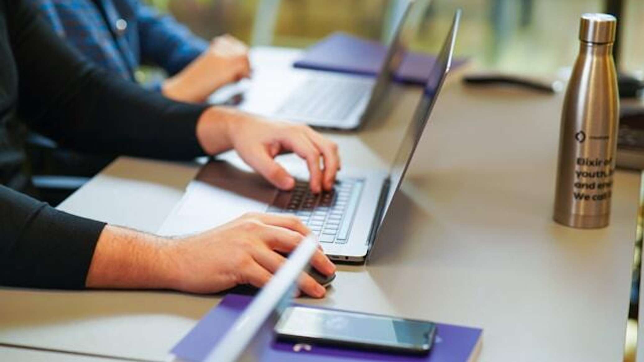 جامعة موسكو الحكومية تخفض تكاليف الذاكرة اللازمة لتدريب نماذج الذكاء الاصطناعي 8 أضعاف