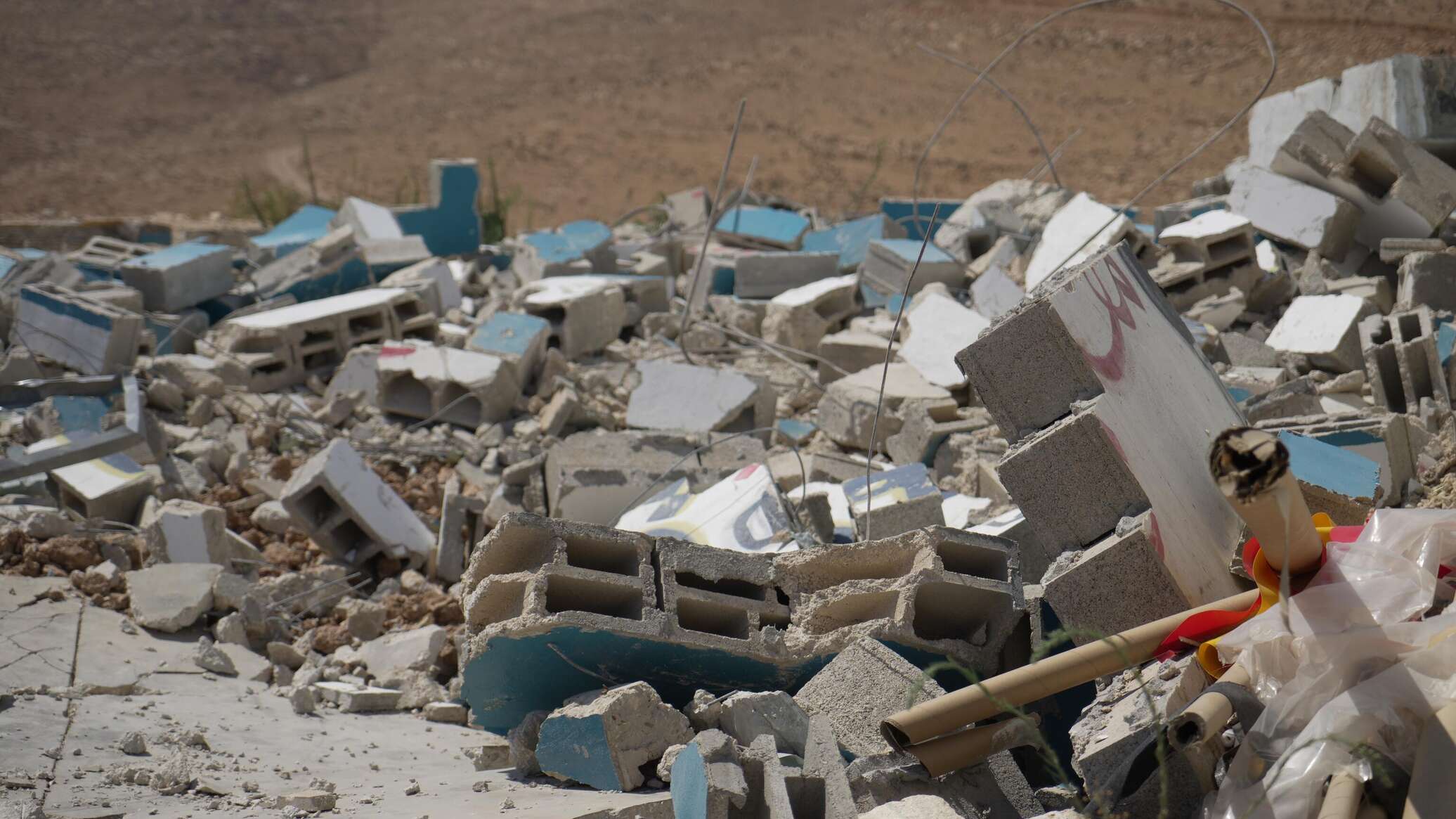 حماس تطالب المجتمع الدولي بالتحرك الفوري ووقف مجازر الهدم في القدس المحتلة