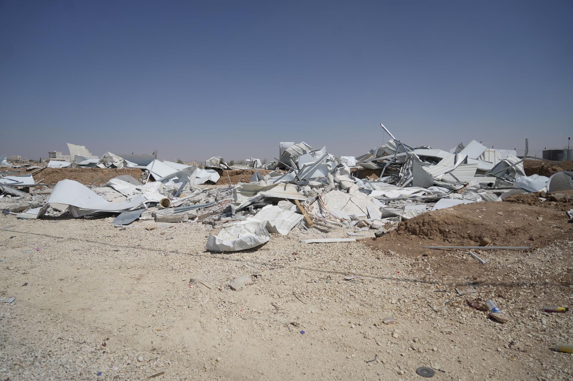 هدم المنشآت الفلسطينية جنوبي الضفة الغربية يحرم مئات الأسر من مصدر رزقها - سبوتنيك عربي, 1920, 27.08.2025