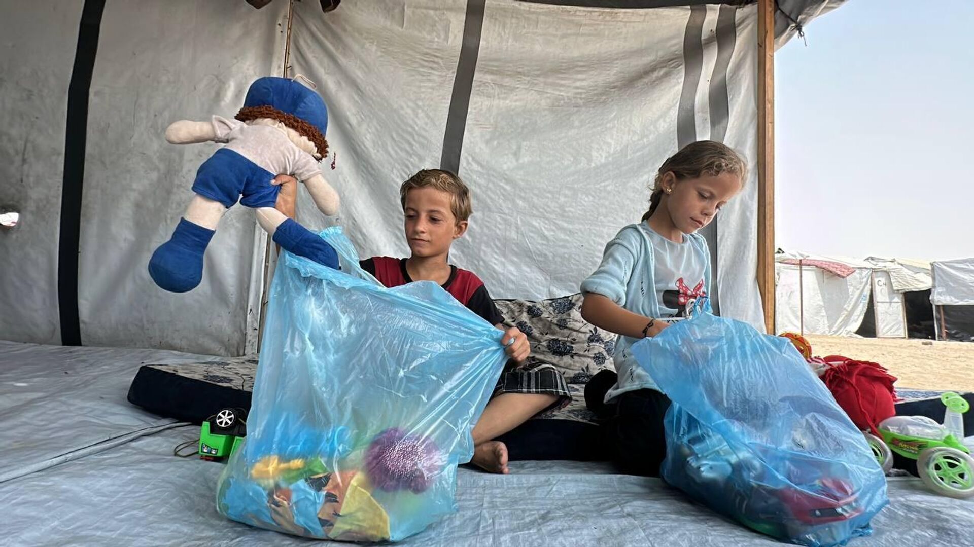 أمومة بديلة تمنح أطفال غزة الأيتام أملا في الحياة - سبوتنيك عربي, 1920, 28.08.2025