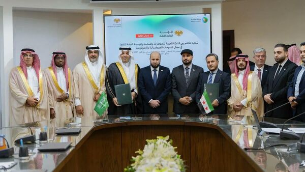 من النفط إلى الكهرباء...7 صفقات طاقة ضخمة بين السعودية وسوريا  - سبوتنيك عربي