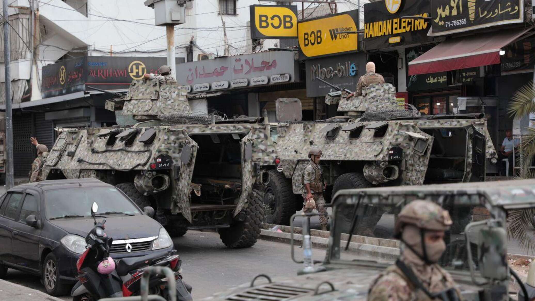 إعلام: سقوط مصابين بانفحار في موقع للجيش اللبناني