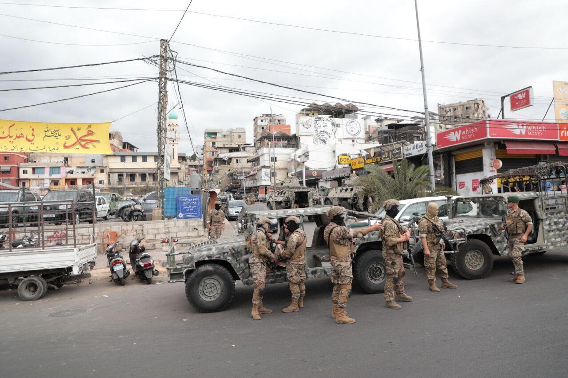 الجيش اللبناني يتسلم دفعة جديدة من سلاح الفصائل الفلسطينية في المخيمات في بيروت - سبوتنيك عربي, 1920, 29.08.2025