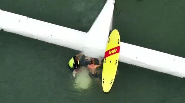طائرة تسقط في المحيط وقائدها ينجو بأعجوبة - سبوتنيك عربي