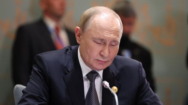 الرئيس الروسي فلاديمير بوتين يشارك في قمة منظمة شنغهاي للتعاون  - سبوتنيك عربي