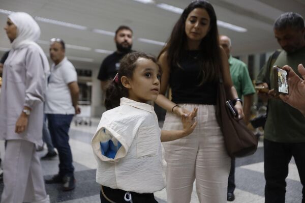 عائلات غزاوية تحمل آلام الحرب إلى بيروت - سبوتنيك عربي