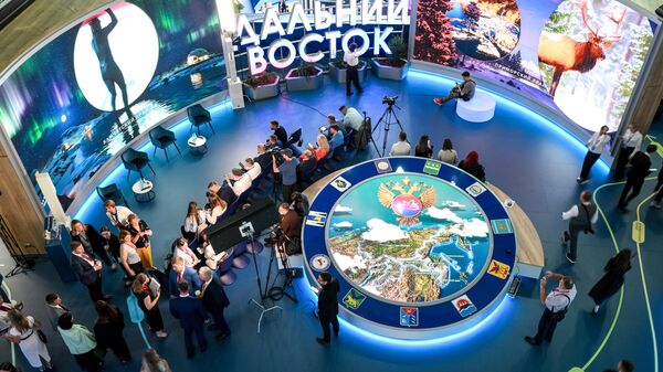 ВЭФ-2025. Работа форума ВЭФ-2025. Работа форума - سبوتنيك عربي