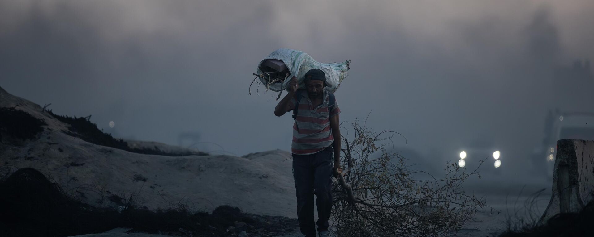 نزوح سكان مدينة غزة نتيجة الهجمات الإسرائيلية المتزايدة على المدينة - سبوتنيك عربي, 1920, 08.09.2025