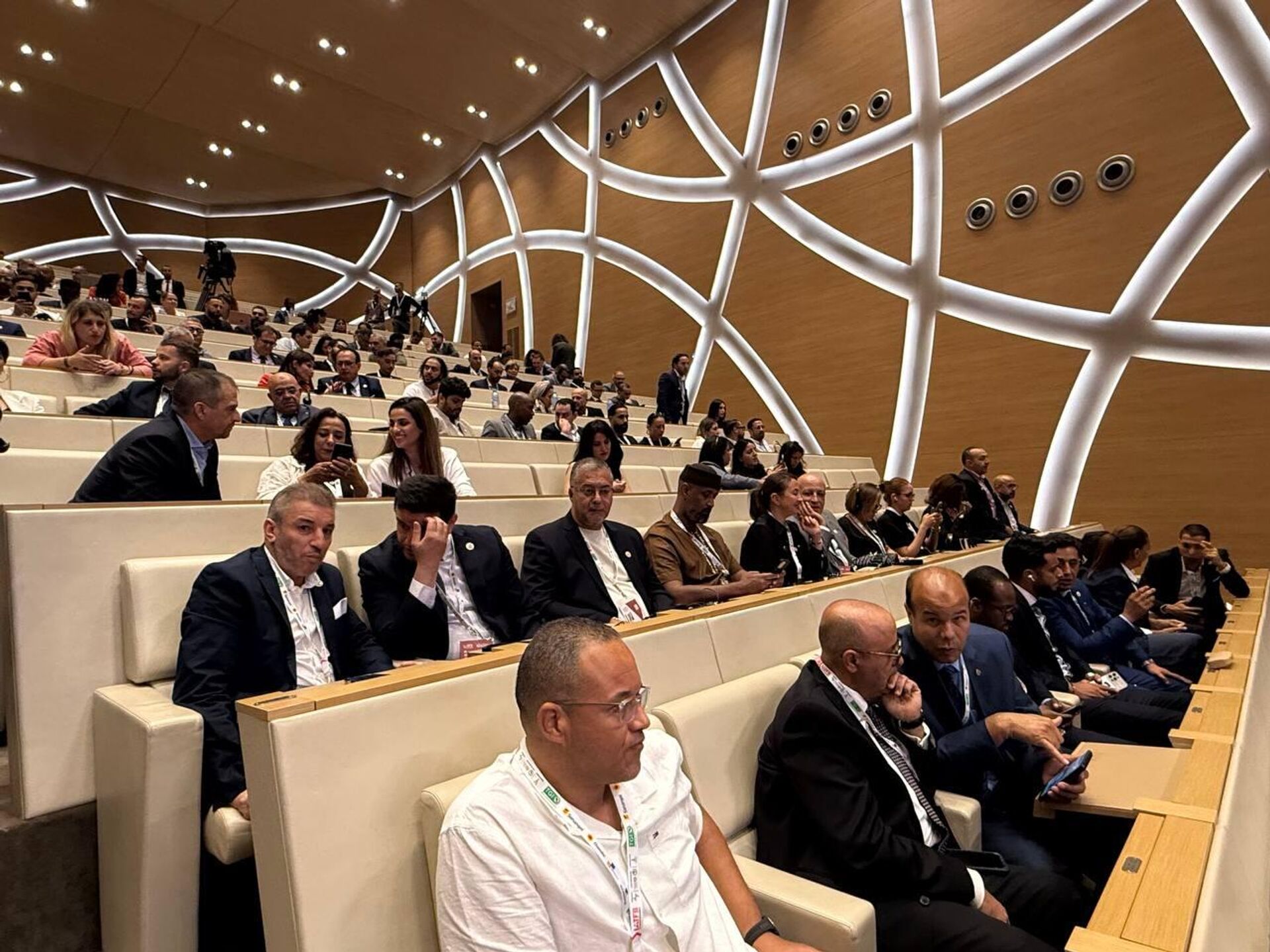 الجزائر… قمة مصغرة لوكالات ترقية الاستثمار الإفريقية بمشاركة أكثر من 30 وكالة أفريقية وهيئات تمويلية - سبوتنيك عربي, 1920, 05.09.2025