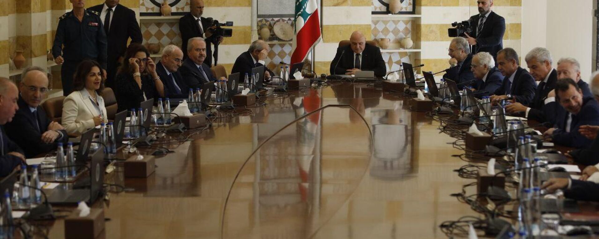 جلسة مجلس الوزراء اللبناني لمناقشة نزع سلاح حزب الله - سبوتنيك عربي, 1920, 02.03.2026