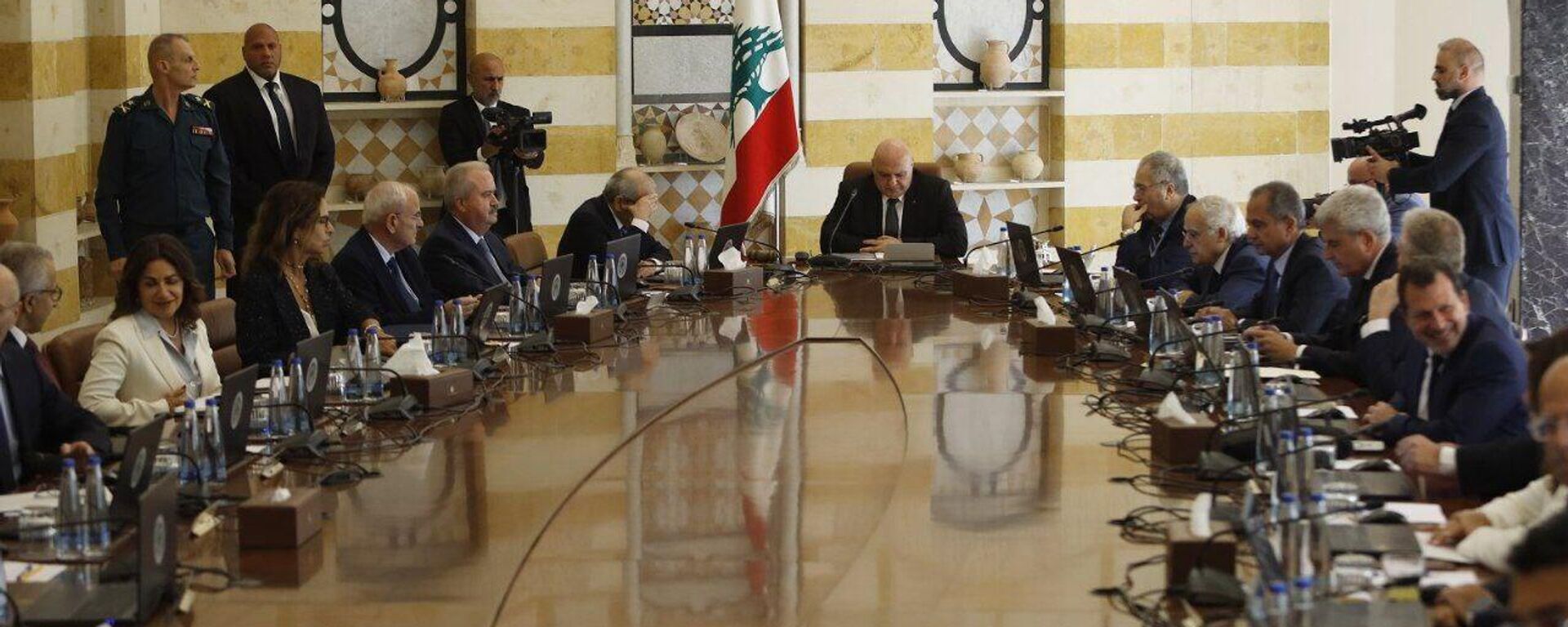 جلسة مجلس الوزراء اللبناني لمناقشة نزع سلاح حزب الله - سبوتنيك عربي, 1920, 06.09.2025
