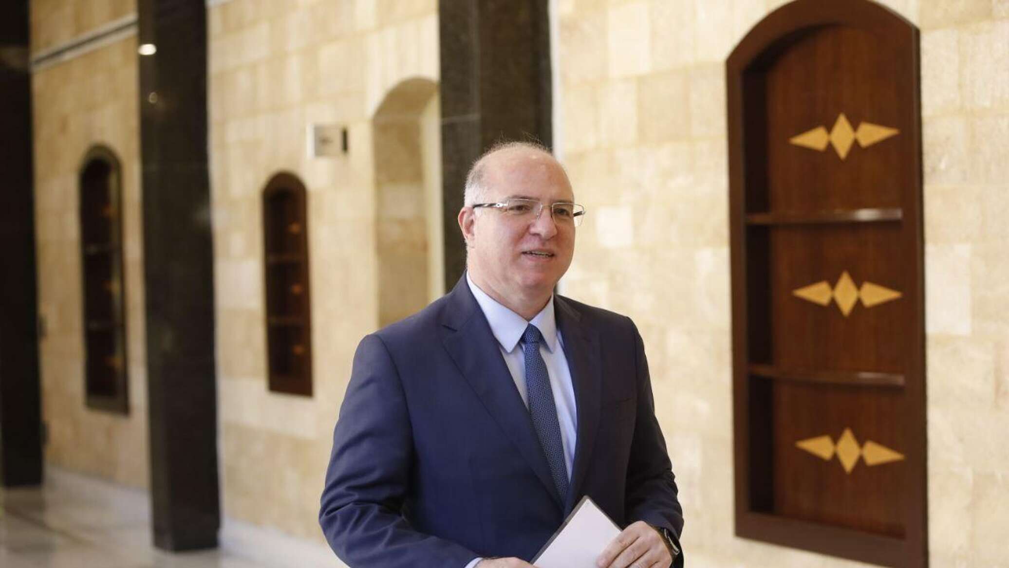 وزير العمل اللبناني: خطواتنا مرتبطة بما سيصدر عن مجلس الوزراء