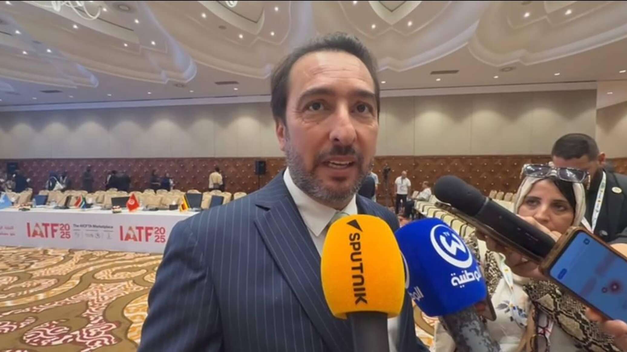 رئيس مجلس التجديد الاقتصادي الجزائري: الجزائر بوابة أفريقيا نحو استقلال اقتصادي متكامل.. فيديو