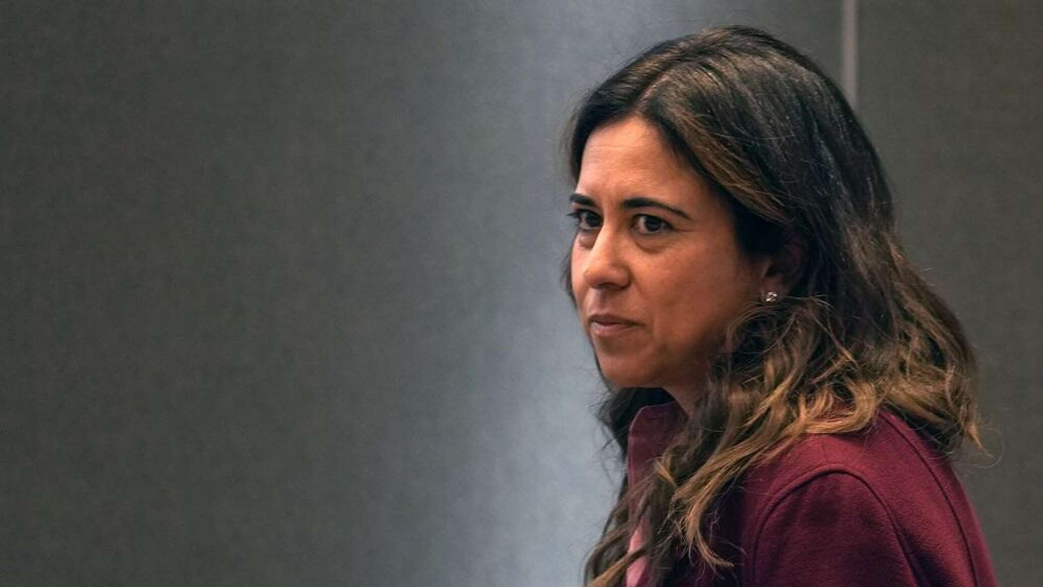 مسؤولة إماراتية تؤكد رفض بلادها طلب إيران بإغلاق القواعد الأمريكية