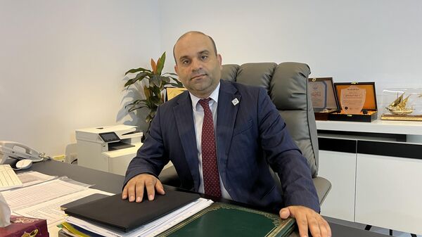 رئيس مجلس إدارة هيئة اعتماد المؤسسات الصحية ومراقبتها في ليبيا الدكتور عماد عبدالله المسماري - سبوتنيك عربي