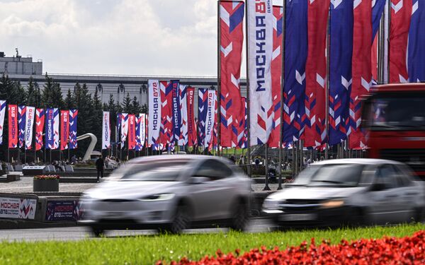 موسكو تتزين احتفالا بالذكرى 878 لتأسيسها موسكو تتزين احتفالا بالذكرى 878 لتأسيسها - سبوتنيك عربي