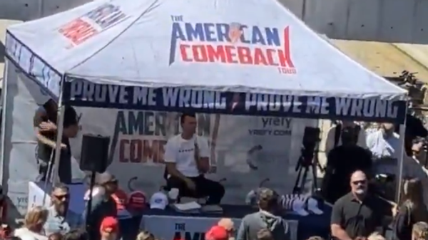  محاولة اغتيال السياسي الأمريكي تشارلي كيرك - سبوتنيك عربي