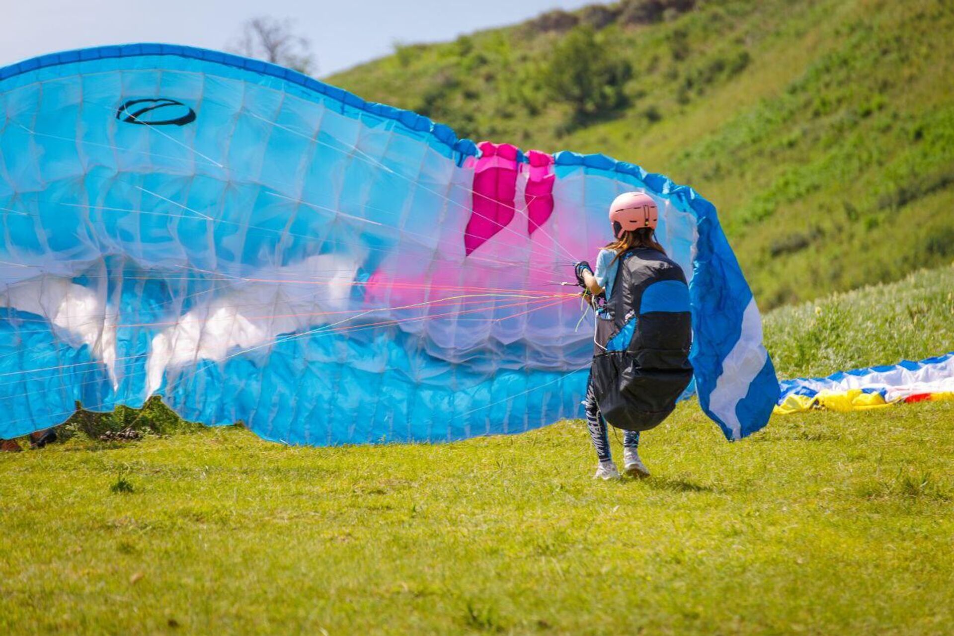  شابة سورية في نهائي كأس العالم للطيران الشراعي - سبوتنيك عربي, 1920, 11.09.2025