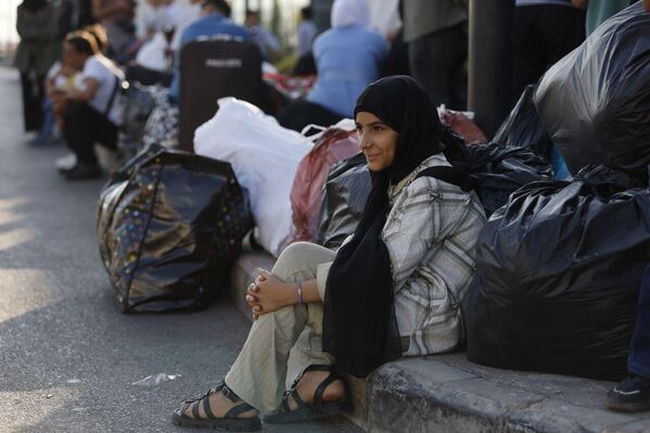 عودة 300 نازح سوري من لبنان إلى بلادهم - سبوتنيك عربي