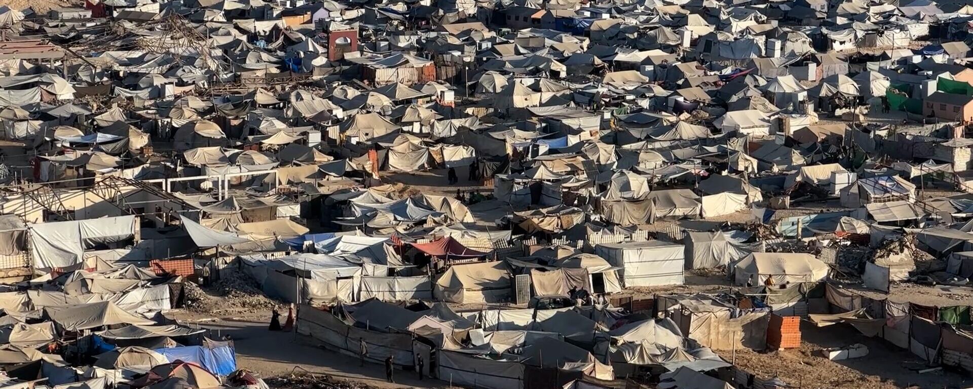 نزوح متواصل للفلسطينيين من شمالي غزة تحت وطأة القصف الإسرائيلي المكثف - سبوتنيك عربي, 1920, 28.09.2025