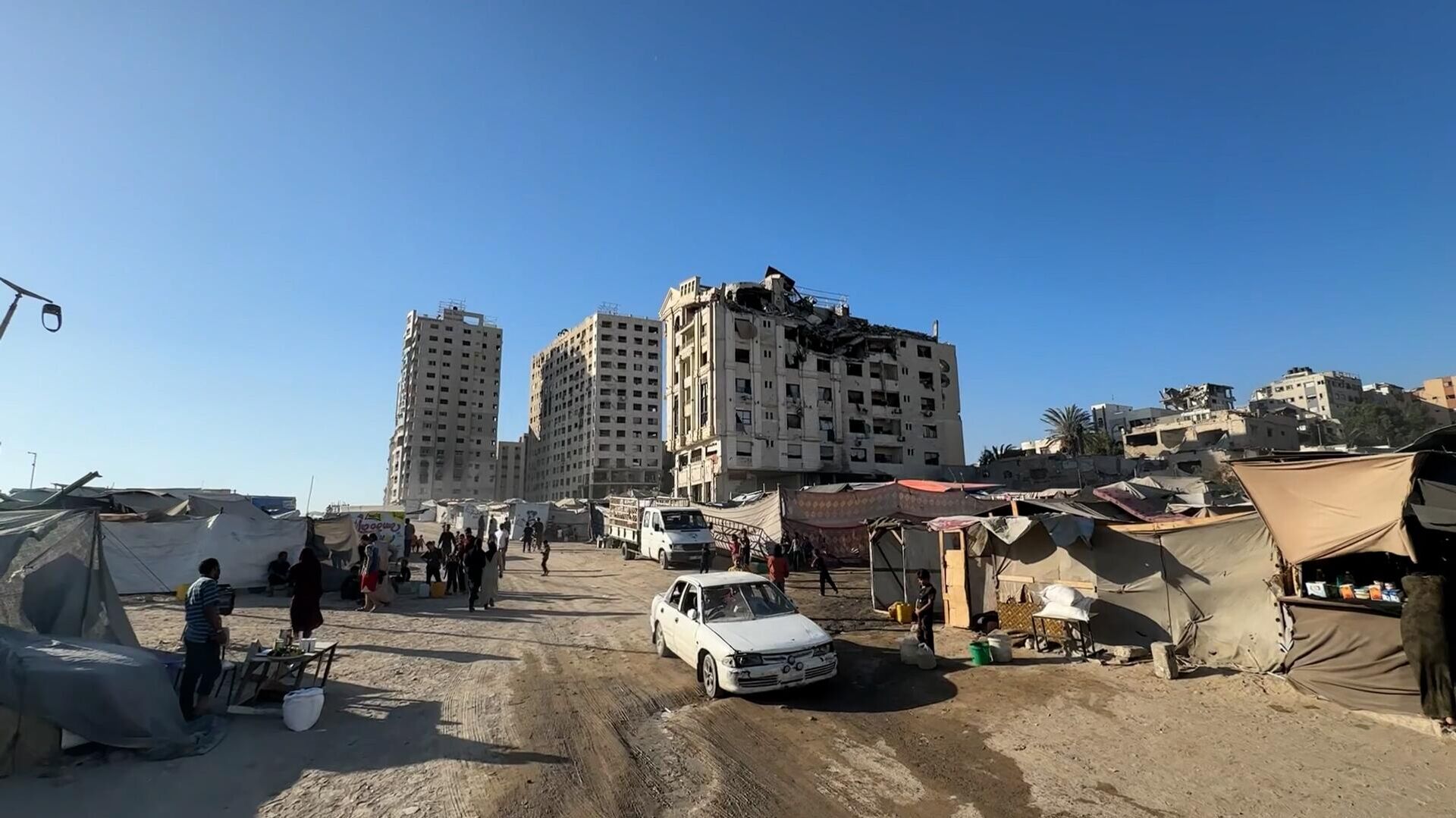 نزوح متواصل للفلسطينيين من شمالي غزة تحت وطأة القصف الإسرائيلي المكثف نزوح متواصل للفلسطينيين من شمالي غزة تحت وطأة القصف الإسرائيلي المكثف - سبوتنيك عربي, 1920, 11.09.2025