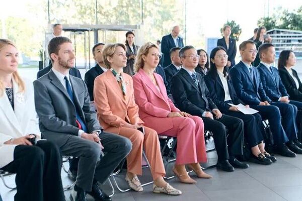 &quot;روساتوم&quot; والمؤسسة الوطنية الصينية للطاقة النووية توقعان مذكرة تفاهم للتعاون في تطوير الموارد البشرية - سبوتنيك عربي