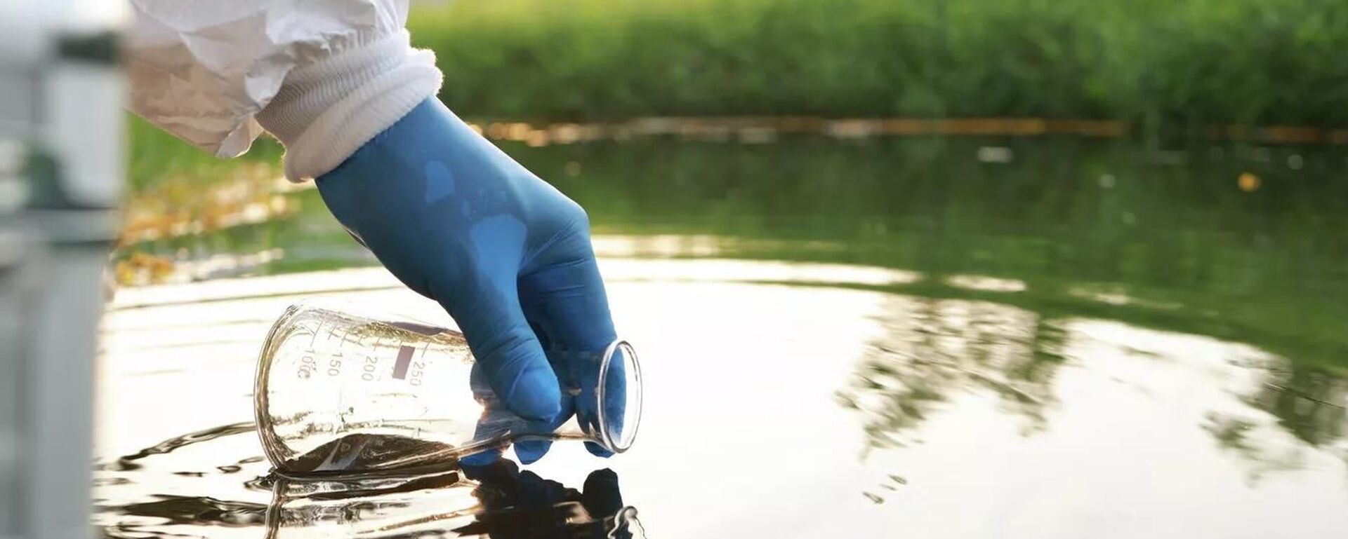 فحص المياه  - سبوتنيك عربي, 1920, 12.09.2025