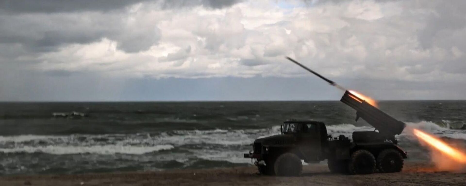 المناورات الروسية البيلاروسية في بيلاروسيا الغرب-2525 - سبوتنيك عربي, 1920, 14.09.2025