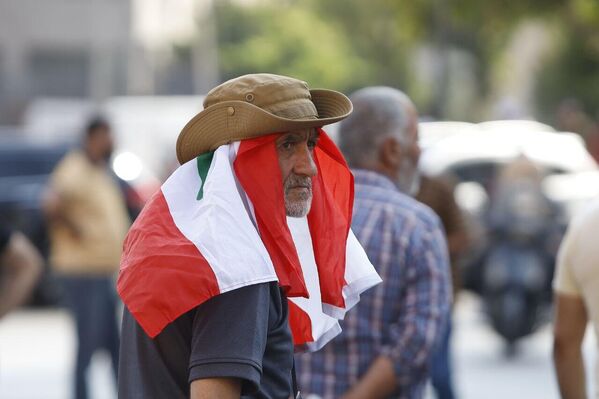 احتجاج العسكريين المتقاعدين في لبنان - سبوتنيك عربي