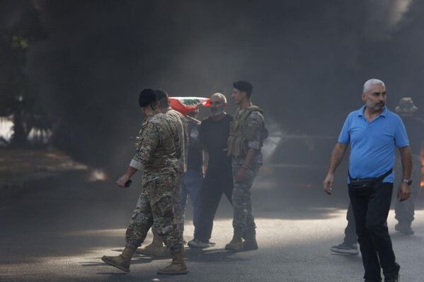 احتجاج العسكريين المتقاعدين في لبنان - سبوتنيك عربي