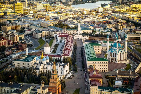 لقطة جوية للكرملين الأبيض في قازان. لقطة جوية للكرملين الأبيض في قازان. - سبوتنيك عربي