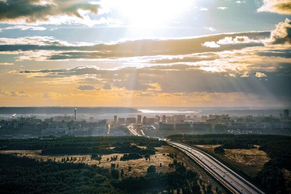 منظر لمنطقة فوزنيسنسكي في قازان عند غروب الشمس. منظر لمنطقة فوزنيسنسكي في قازان عند غروب الشمس. - سبوتنيك عربي