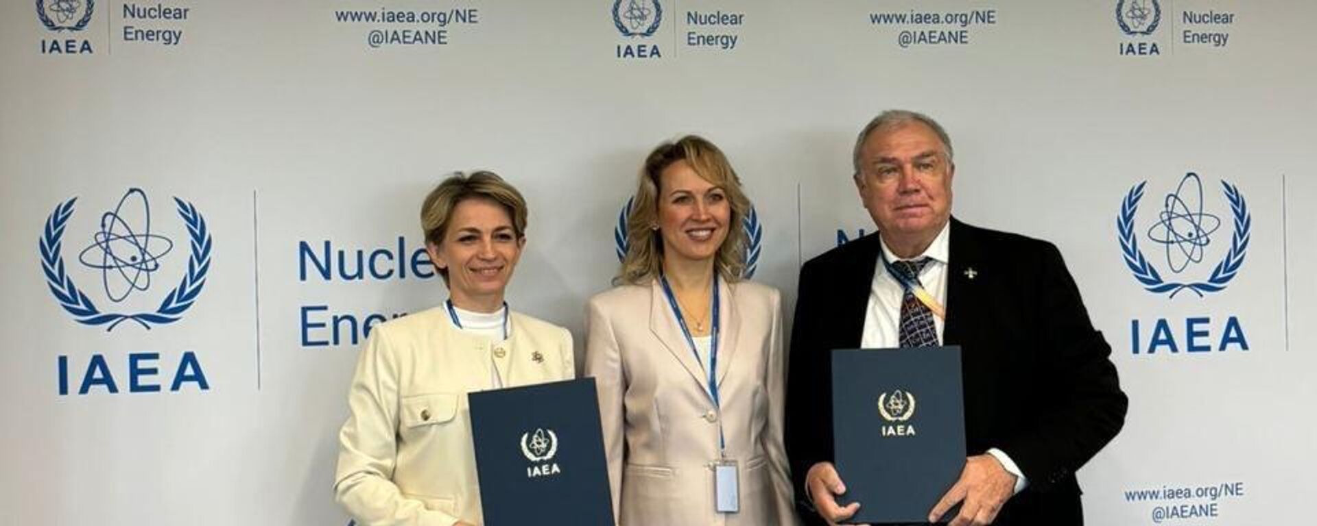 الوكالة الدولية للطاقة الذرية وروساتوم توقعان اتفاقية لتعزيز مشاركة النساء والشباب في القطاع النووي - سبوتنيك عربي, 1920, 17.09.2025