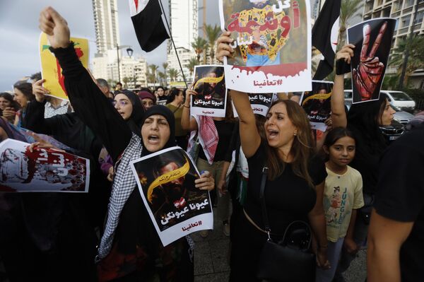 بيروت تحيي ذكرى تفجيرات البيجر بمسيرة حاشدة - سبوتنيك عربي