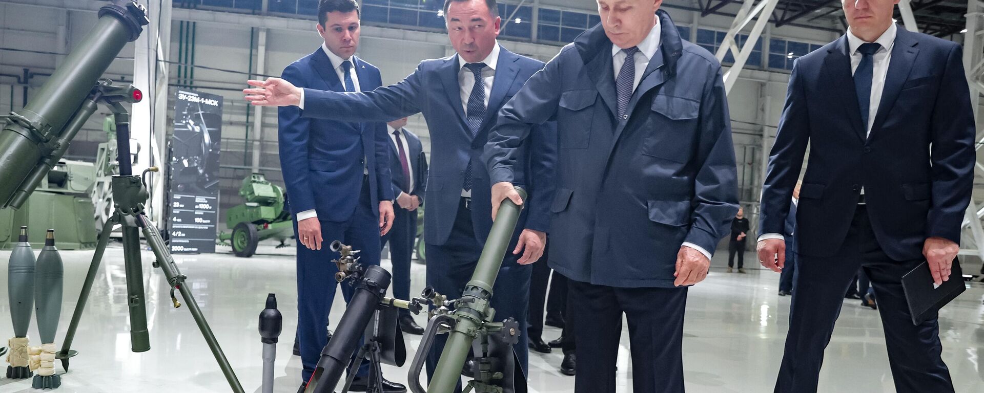 زيارة عمل للرئيس فلاديمير بوتن إلى مدينة بيرم - سبوتنيك عربي, 1920, 19.09.2025