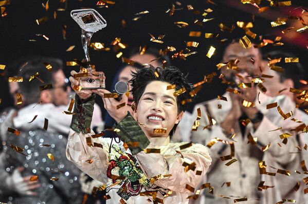 دوك فوك (فيتنام)، الفائز في مسابقة الموسيقى الدولية &quot;إنترفيجن&quot;، في العاصمة موسكو - سبوتنيك عربي