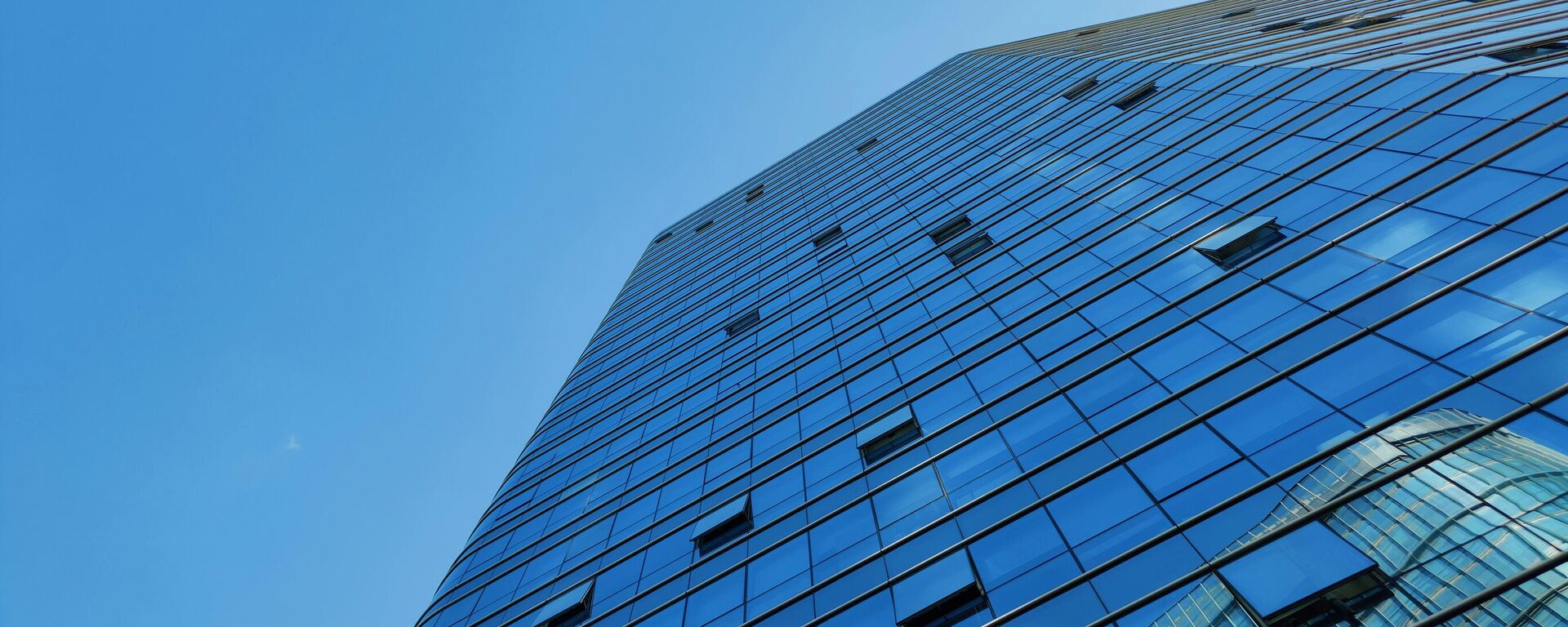 طلاء نوافذ لتوليد الطاقة الشمسية - سبوتنيك عربي, 1920, 21.09.2025