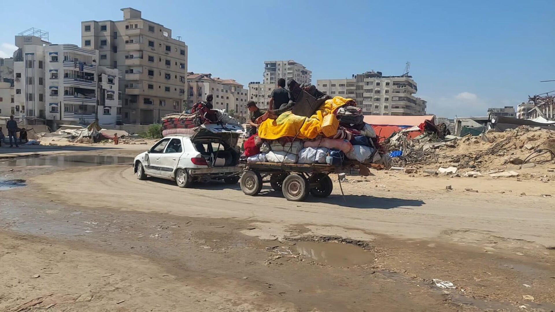 تكاليف  النزوح من غزة طوق قاتل يجبر الفلسطينيين على الصمود في منازلهم  - سبوتنيك عربي, 1920, 22.09.2025