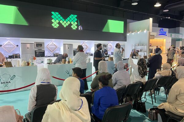 انطلاق فعاليات معرض مينا فود للمواد الغذائية في بنغازي وسط حضور محلي ودولي واسع - سبوتنيك عربي