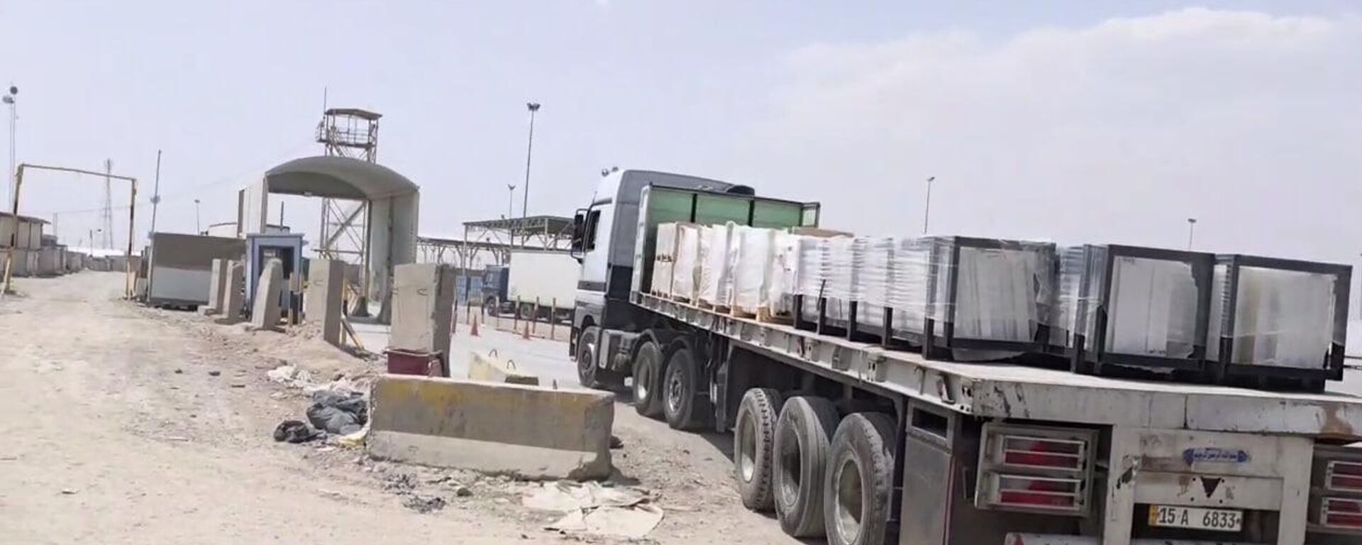 منفذ الوليد.. شريان حياة اقتصادي يربط العراق بسوريا من جديد  - سبوتنيك عربي, 1920, 25.09.2025