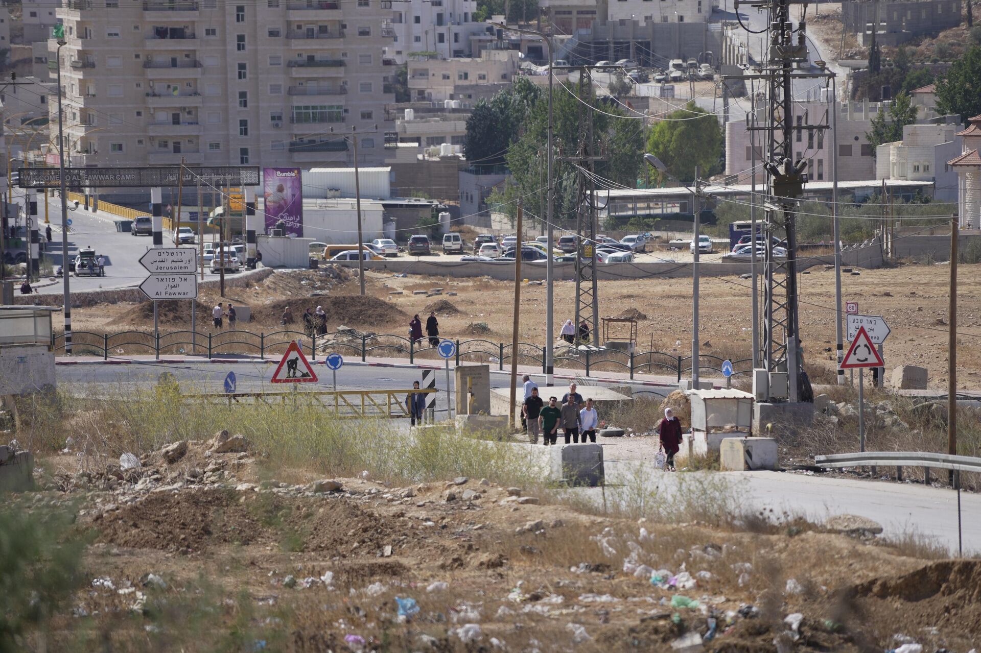 البوابات الحديدية المنتشرة في الضفة الغربية تفرض واقعا جديدا على حياة الفلسطينيين   - سبوتنيك عربي, 1920, 24.09.2025