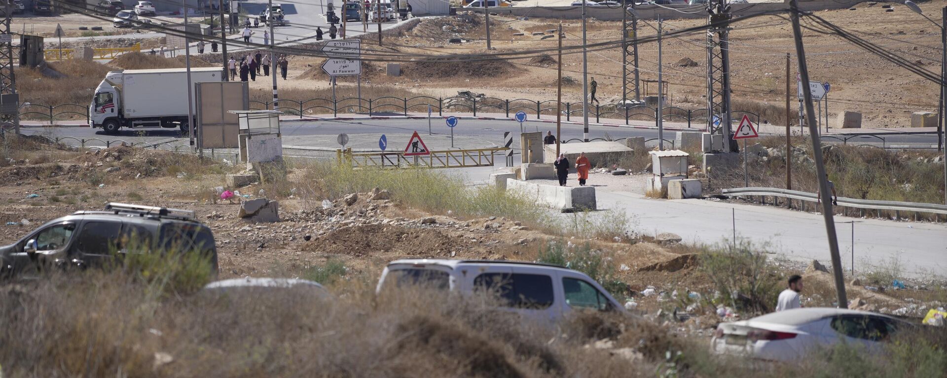 البوابات الحديدية المنتشرة في الضفة الغربية تفرض واقعا جديدا على حياة الفلسطينيين   - سبوتنيك عربي, 1920, 26.12.2025