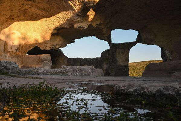 مدينة الكهوف "إسكي كيرمن" في شبه جزيرة القرم. - سبوتنيك عربي