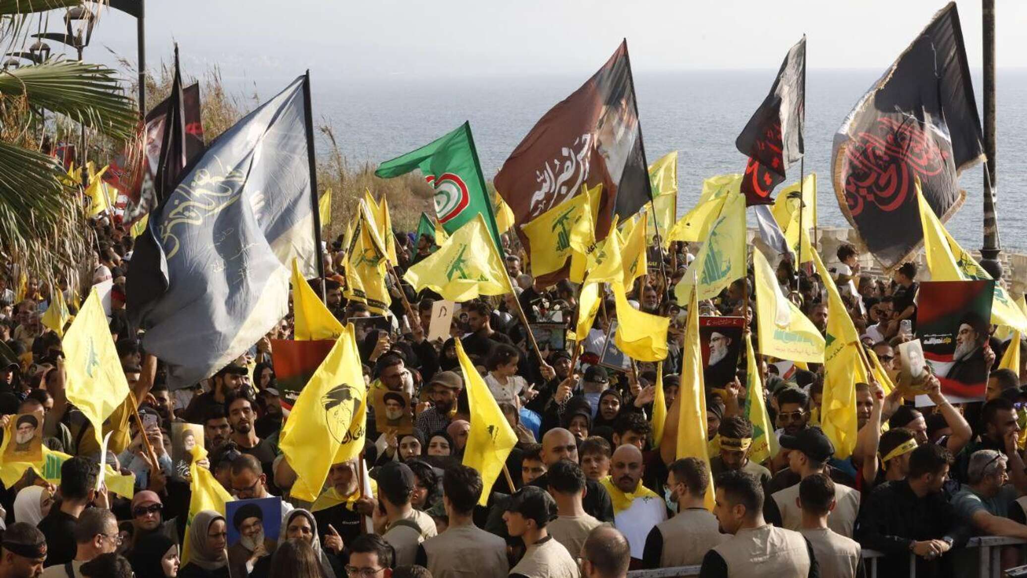 رئيس الحكومة اللبنانية: إضاءة صخرة الروشة انقلاب على الالتزامات الصريحة