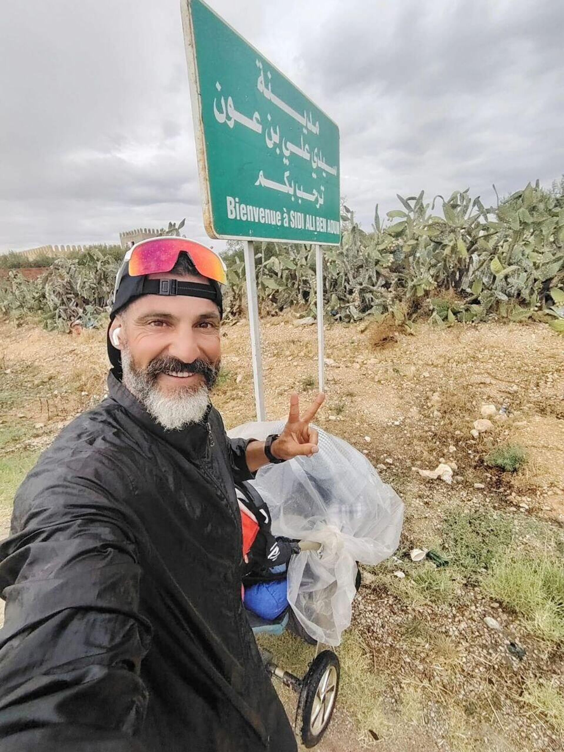 العداء التونسي السابق، محمد البراطلي، يحوّل خطواته إلى صرخة تضامن مع أطفال غزة - سبوتنيك عربي, 1920, 25.09.2025