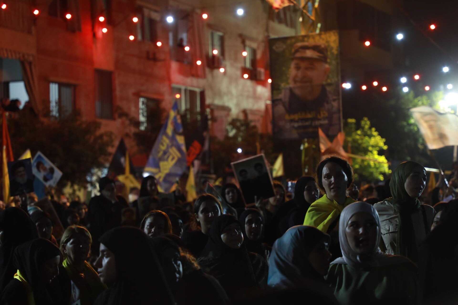 في ليلة العروج.. حشود بيروت تؤكد المضي على نهج السيد نصرالله - سبوتنيك عربي, 1920, 27.09.2025