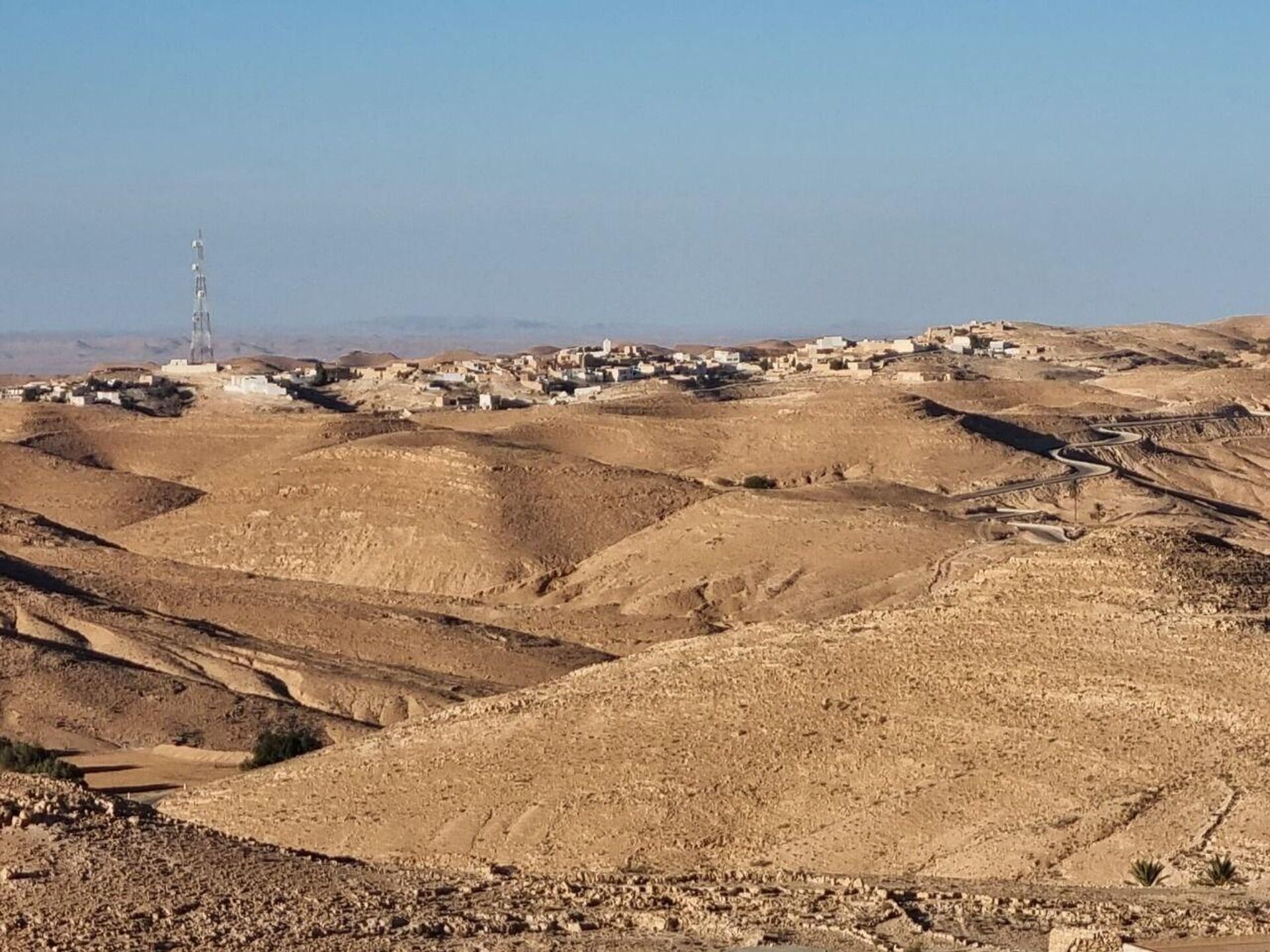 تاوجوت.. القرية التي تصون ذاكرة الأمازيغ في جبال مطماطة التونسية - سبوتنيك عربي, 1920, 29.09.2025
